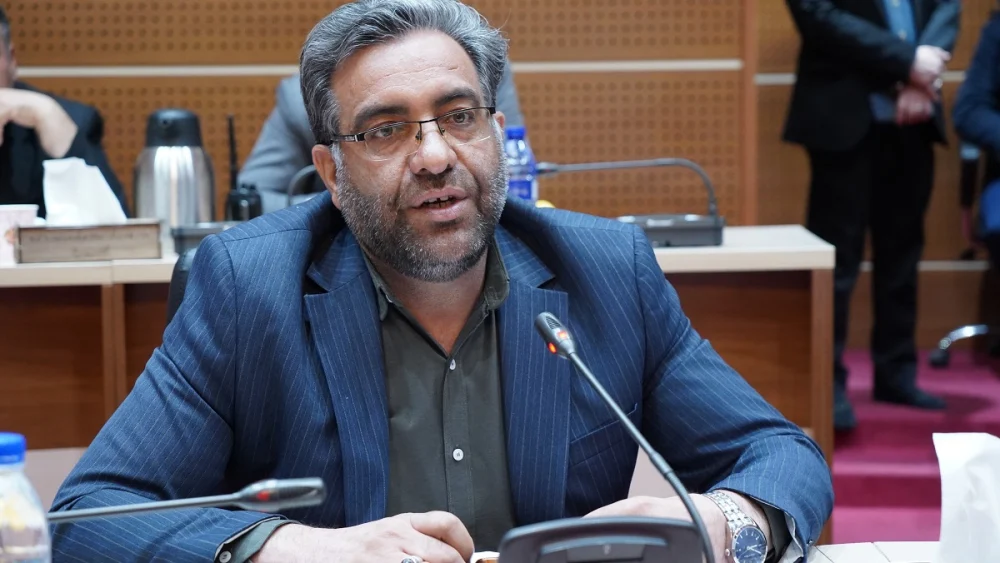 استقرار سه‌شیفته سامانه ۱۳۷ برای پاسخگویی به زائران مسیر پیاده‌روی اربعین در قم/خدمات‌رسانی به زائران اربعین به‌صورت مستمر رصد و ارزیابی می‌شود
