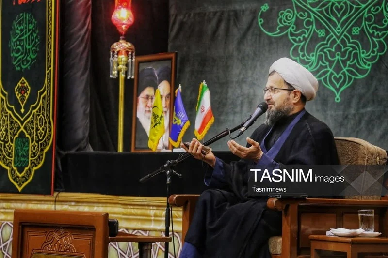 اطاعت از ولایت مسیر حیات ابدی انسان است