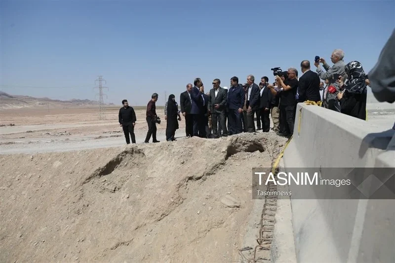 بازدید معاون رئیس جمهور از فاز دوم آزادراه شهید سلیمانی