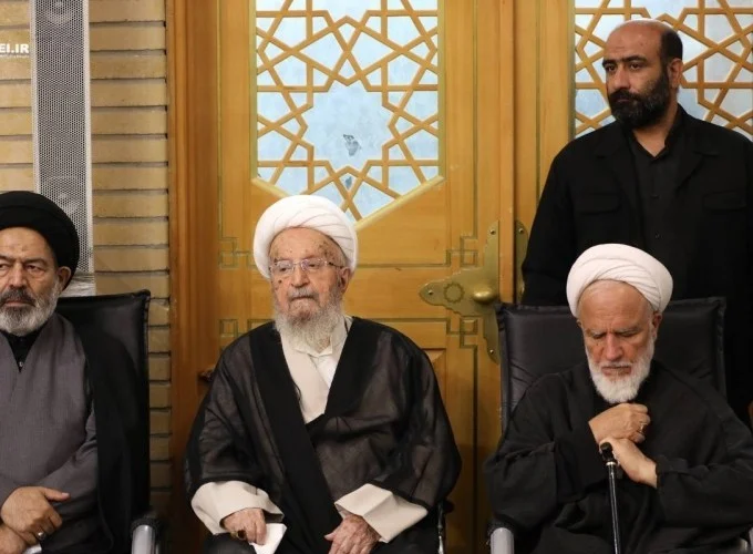 بزرگداشت رهبر شهید انقلاب از سوی آیت‌الله مکارم شیرازی برگزار شد+ عکس