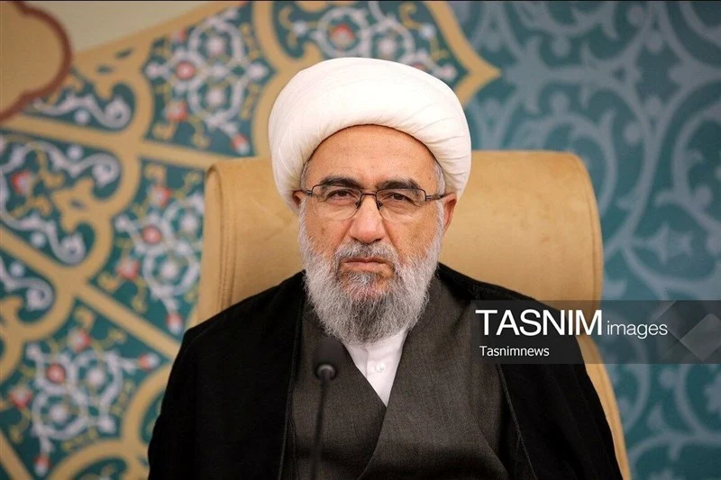 حوزه‌ علمیه برای پاسخ به موج جهانی پرسش‌ها درباره تشیع آماده باشد