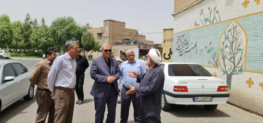 رسیدگی میدانی به مطالبات محلات؛ مدیر منطقه ۴ هر هفته پای حرف شهروندان