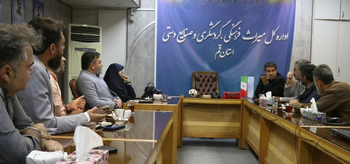 نمایشگاه ملی صنایع‌دستی به مناسبت روز قم برگزار می‌شود