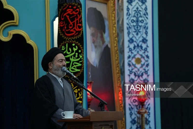 نواب: اربعین ظرفیتی برای بسیج جهانی در مسیر یک هدف مقدس است