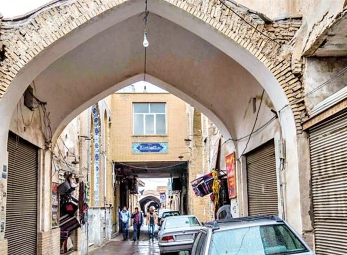 آغاز مرمت محورهای تاریخی اطراف حرم حضرت معصومه(س)