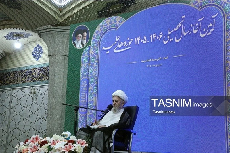 آیت‌الله سبحانی: انقلاب اسلامی جزئی از برکات حوزه علمیه قم است