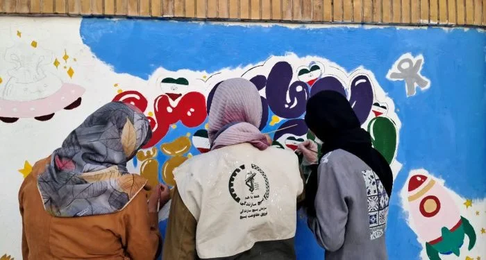 جهادگران پای کار آماده‌سازی مدارس قنوات