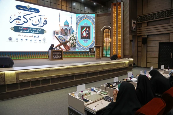 حفظ قرآن باید در رفتار و سبک زندگی حافظان نمود پیدا کند