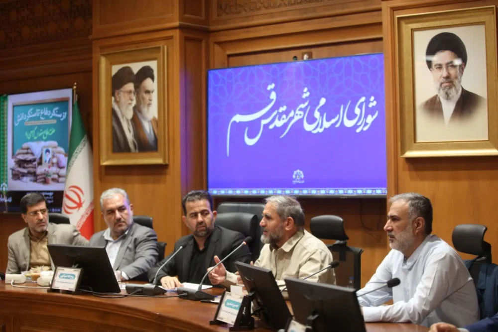 خدمت‌رسانی و ساخت‌وساز شهرداری قم در دوران جنگ جلوه‌ای از روحیه جهادی بود