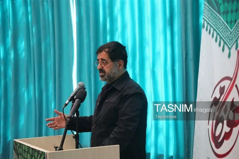 شعر و هنر، توان روحی مردم و قدرت بازدارندگی کشور را تقویت می‌کند