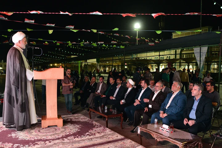 صنایع‌دستی مذهبی قم باید به سوغات ماندگار زائران تبدیل شود