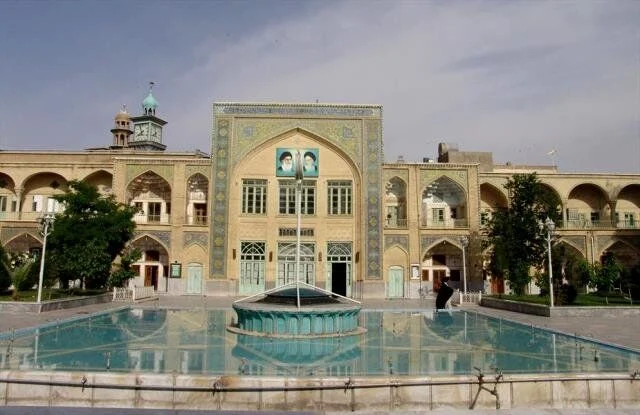 آمادگی مدیریت شهری قم برای ساماندهی مدرسه تاریخی فیضیه