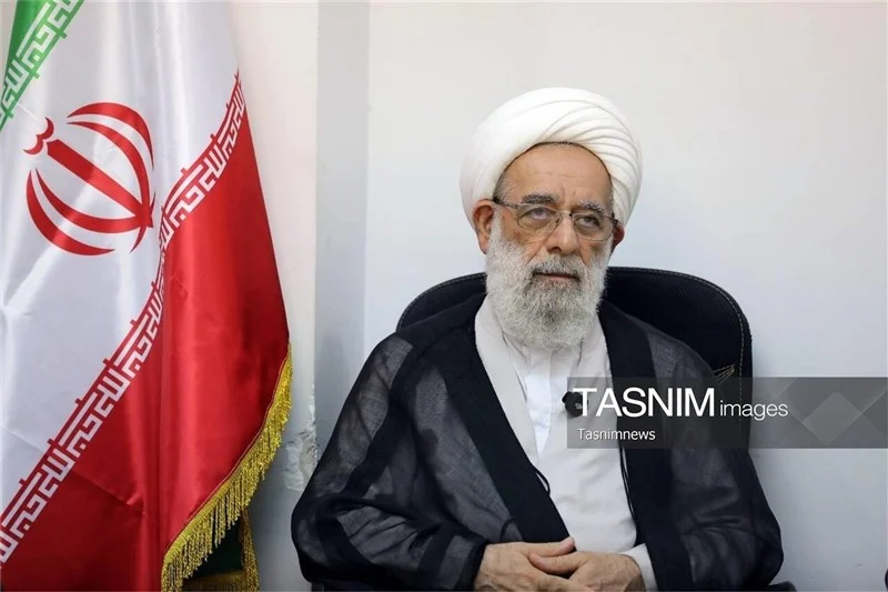 تبلیغ دین رسالت اصلی طلاب و روحانیت است