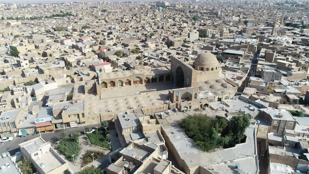 تدیون آیین‌نامه حمایت شهرداری قم از مساجد و گروه‌های فرهنگی