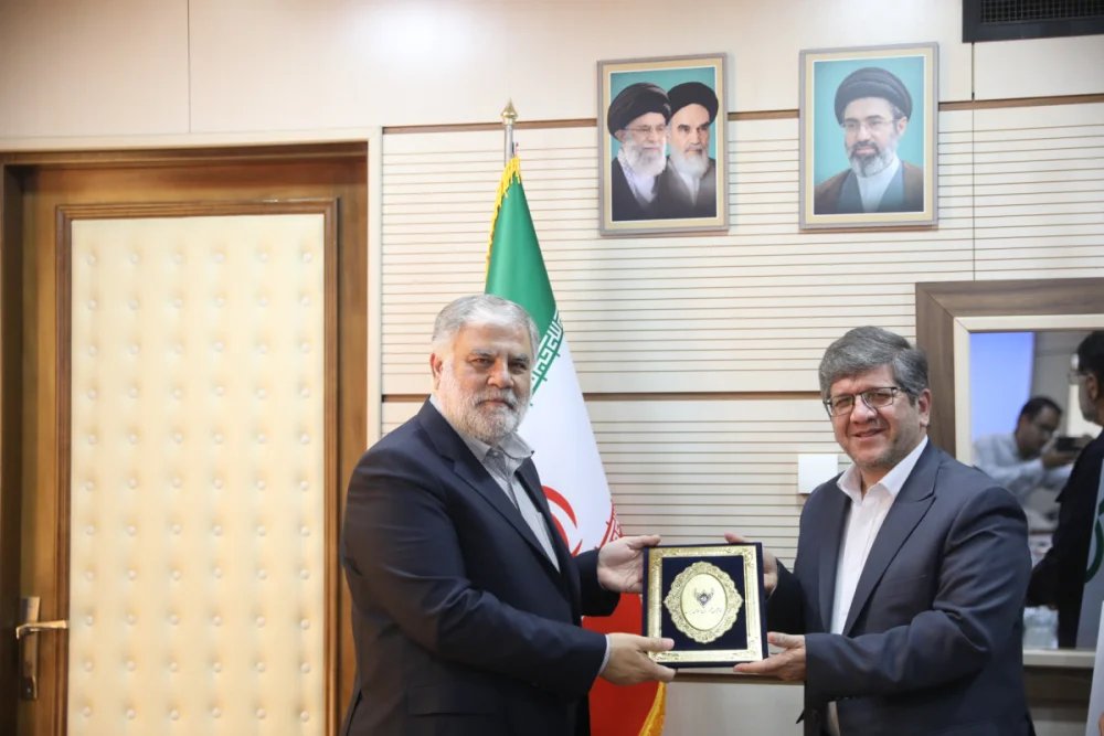 تقدیر مدیرعامل راه‌آهن کشور از حمایت‌های شهردار قم در ایام جنگ