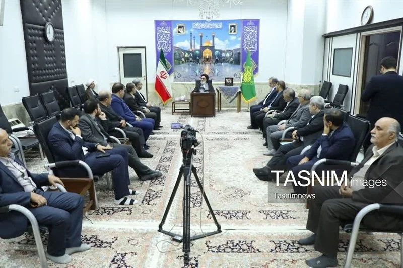 تقویت قدرت اقتصادی و سیاسی و حمایت مردمی در شرایط کنونی کشور ضروری است