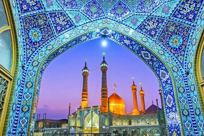 توسعه اطراف حرم مطهر حضرت معصومه(س) بدون آسیب به منظر تاریخی/ به «توجه دالان دید» در طرح جامع هسته مرکزی قم