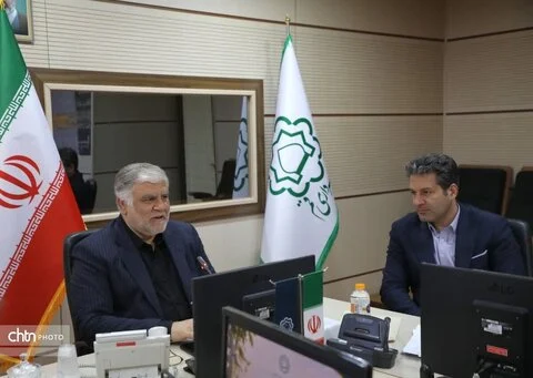 توسعه گردشگری و حفظ هویت تاریخی قم را دنبال می‌کنیم
