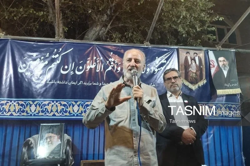 حضور شبانه مردم در اجتماعات، پیام مقاومت ملت ایران به جهانیان است