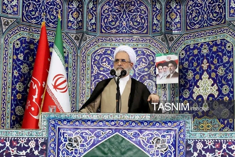 ۱۰ برگ برنده ایران در برابر آمریکا از نگاه امام جمعه قم‌